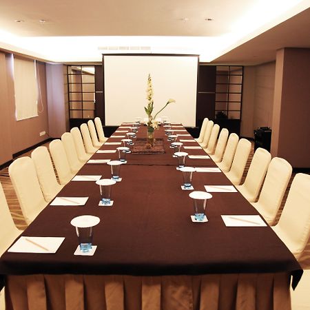 Java Paragon Hotel & Residences Surabaya Exterior foto