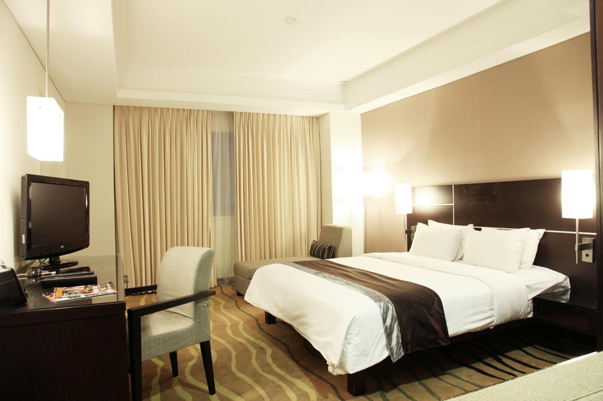 Java Paragon Hotel & Residences Surabaya Exterior foto